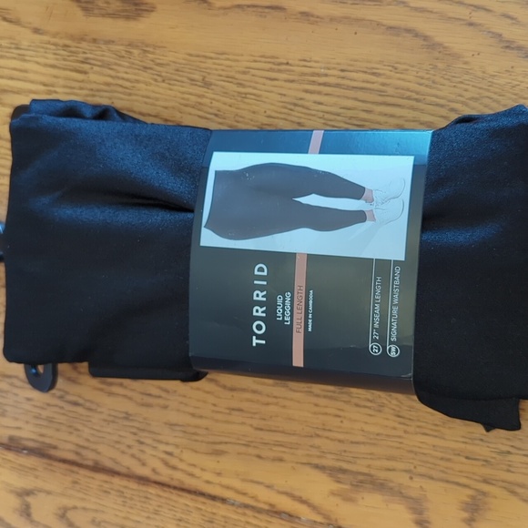 Torrid Full Length Signature Waist black Liquid Legging 4x new! - Picture 8 of 8